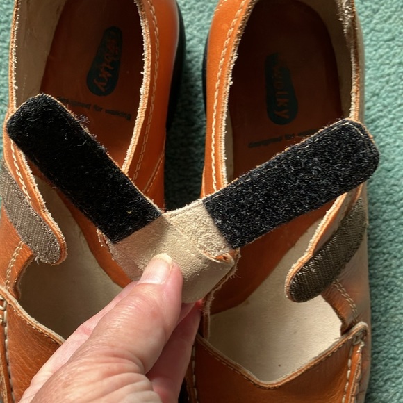 Ladies Wolky walking shoes - Picture 6 of 9